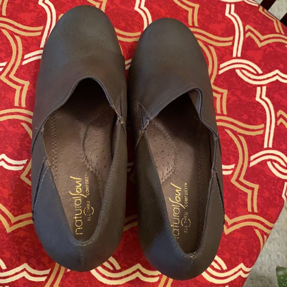 Shoes - Picture 12 of 12